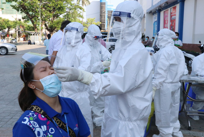 COVID-19 : le ministère de la Santé mobilise 10.000 agents médicaux pour soutenir Ho Chi Minh-Ville ảnh 1 COVID-19 : le ministère de la Santé mobilise 10.000 agents médicaux pour soutenir Ho Chi Minh-Ville ảnh 1