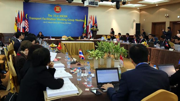 L’ASEAN se penche sur la facilitation du transport routier ảnh 1 L’ASEAN se penche sur la facilitation du transport routier ảnh 1