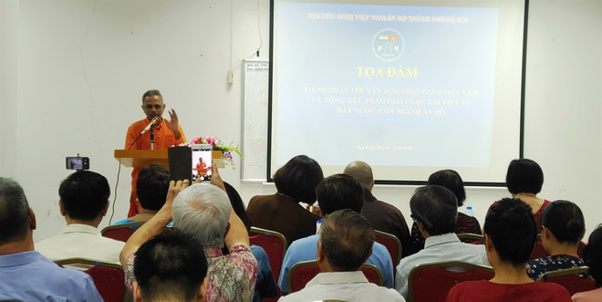 Echange de vues « sanskrit dans la culture bouddhique vietnamienne » à Hanoï ảnh 1