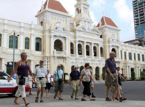 La croissance la plus faible du nombre des touristes étrangers en quatre ans ảnh 1 La croissance la plus faible du nombre des touristes étrangers en quatre ans ảnh 1