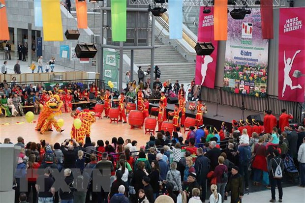 Un festival marquant les 45 ans des relations diplomatiques Vietnam-Allemagne ảnh 1 Un festival marquant les 45 ans des relations diplomatiques Vietnam-Allemagne ảnh 1