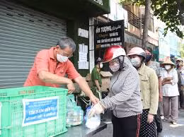 Des services gratuits dans le contexte de pandémie de COVID-19 ảnh 1