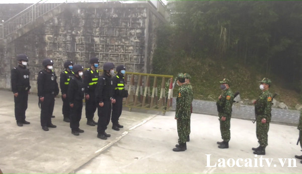 Lao Cai et Yunnan (Chine) effectuent des patrouilles communes ảnh 1 Lao Cai et Yunnan (Chine) effectuent des patrouilles communes ảnh 1