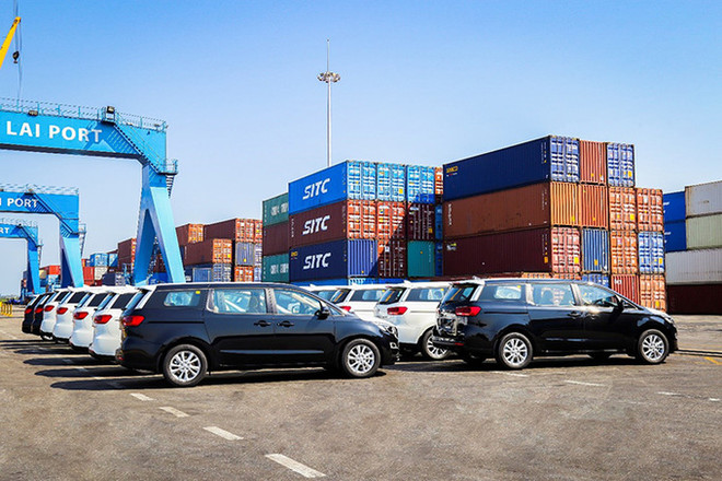 Thaco exporte son 2e lot de voitures touristiques en Thaïlande ảnh 1