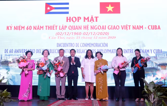 Célébration des 60 ans des relations Vietnam-Cuba à Can Tho ảnh 1