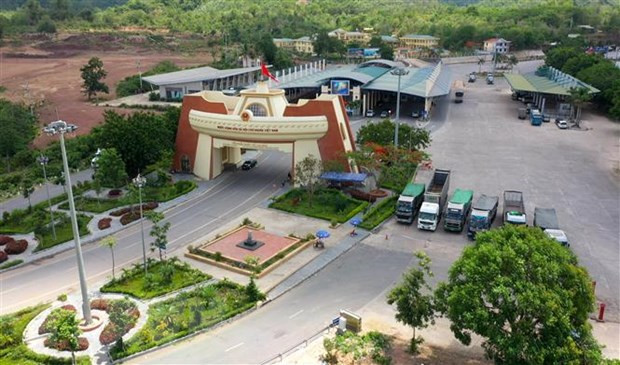 Assister des entreprises vietnamiennes dans l’exportation des marchandises vers le Laos ảnh 1 Assister des entreprises vietnamiennes dans l’exportation des marchandises vers le Laos ảnh 1