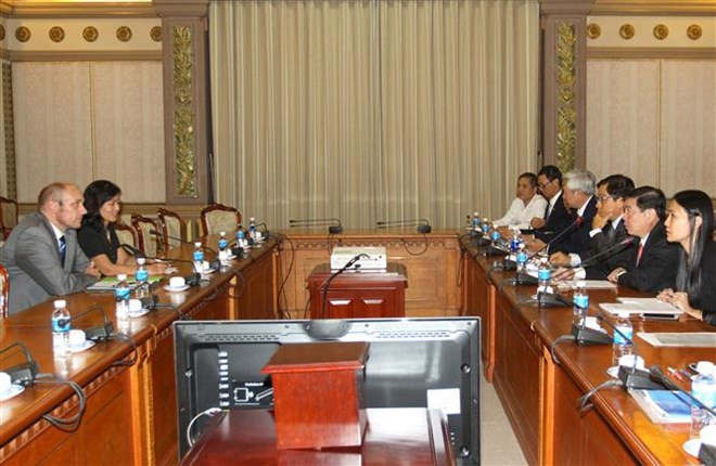 La banque allemande KfW examine des prêts pour des projets d’infrastructure à HCM-Ville ảnh 1 La banque allemande KfW examine des prêts pour des projets d’infrastructure à HCM-Ville ảnh 1