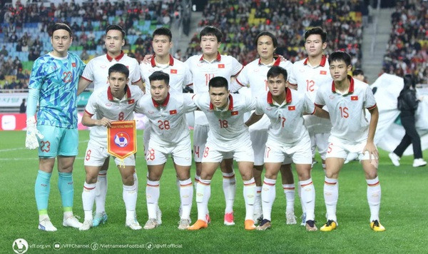 Le Vietnam progresse d'une place sur le classement mondial de la FIFA en octobre ảnh 1 Le Vietnam progresse d'une place sur le classement mondial de la FIFA en octobre ảnh 1