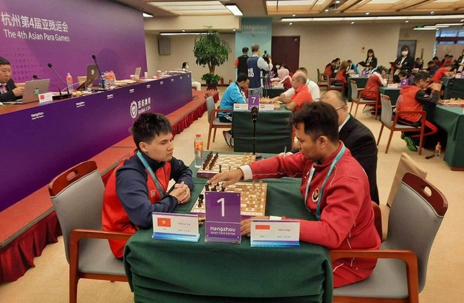 Jeux paralympiques asiatiques 2023: le Vietnam remporte 5 médailles d'argent aux échecs ảnh 1 Jeux paralympiques asiatiques 2023: le Vietnam remporte 5 médailles d'argent aux échecs ảnh 1