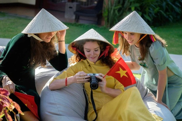 Le 2e Festival international de photographie du Vietnam s'ouvre à Binh Thuan ảnh 1