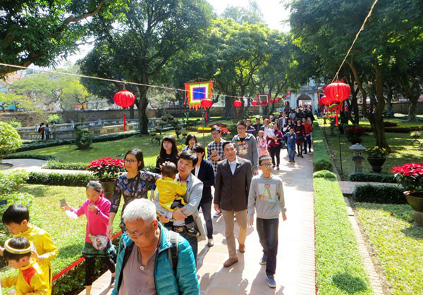 Hanoi s’efforce d’accueillir 11 millions de touristes domestiques en 2020 ảnh 1 Hanoi s’efforce d’accueillir 11 millions de touristes domestiques en 2020 ảnh 1