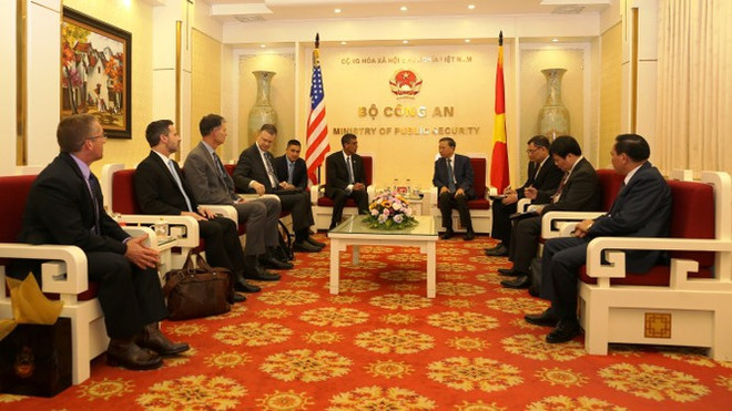 Vietnam et États-Unis coopèrent contre le trafic transnational de drogues ảnh 1 Vietnam et États-Unis coopèrent contre le trafic transnational de drogues ảnh 1