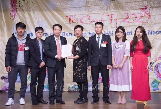 Le comité exécutif de l'Association des Vietnamiens à Ibaraki voit le jour ảnh 1