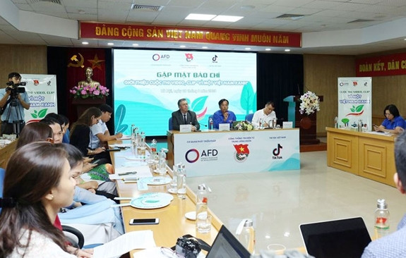 Le concours de vidéos "Pour un Vietnam vert" lancé à Hanoi ảnh 1 Le concours de vidéos "Pour un Vietnam vert" lancé à Hanoi ảnh 1