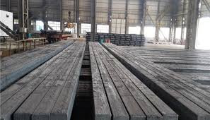 Hoa Phat affiche une production record d'acier en mars ảnh 1