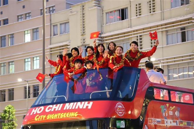 Hô Chi Minh-Ville célèbre la réussite des footballeuses vietnamiennes ảnh 1 Hô Chi Minh-Ville célèbre la réussite des footballeuses vietnamiennes ảnh 1