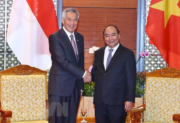 WEF ASEAN 2018: le PM Nguyen Xuan Phuc reçoit son homologue singapourien ảnh 1 WEF ASEAN 2018: le PM Nguyen Xuan Phuc reçoit son homologue singapourien ảnh 1