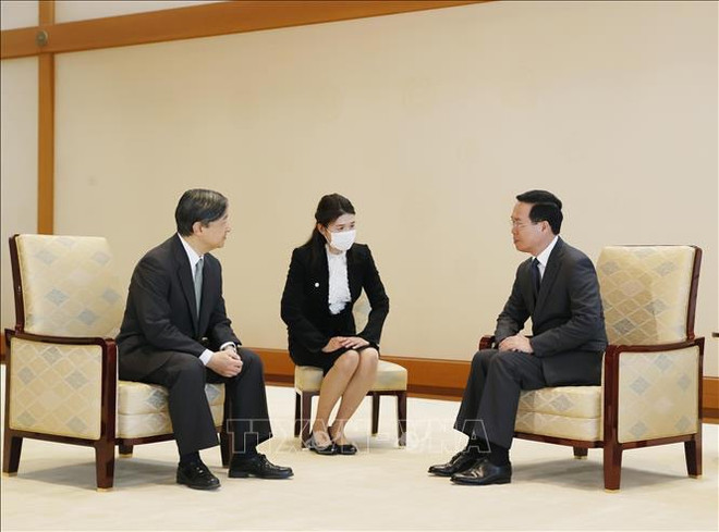 Le président Vo Van Thuong rencontre l'empereur Naruhito du Japon ảnh 1 Le président Vo Van Thuong rencontre l'empereur Naruhito du Japon ảnh 1