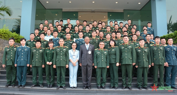 Formation sur le droit international humanitaire destinée aux soldats de maintien de la paix vietnamiens ảnh 1 Formation sur le droit international humanitaire destinée aux soldats de maintien de la paix vietnamiens ảnh 1