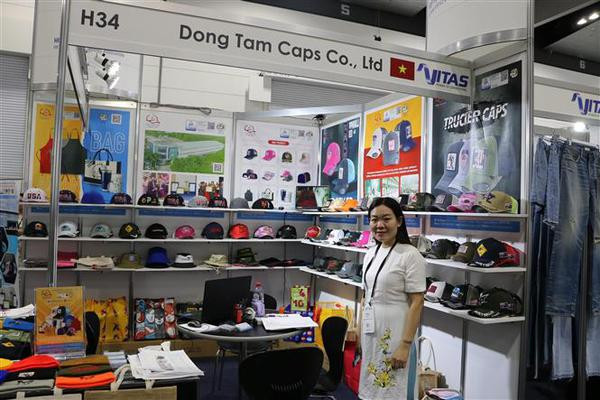 Des produits de textile-habillement vietnamiens impressionnent en Australie ảnh 1 Des produits de textile-habillement vietnamiens impressionnent en Australie ảnh 1