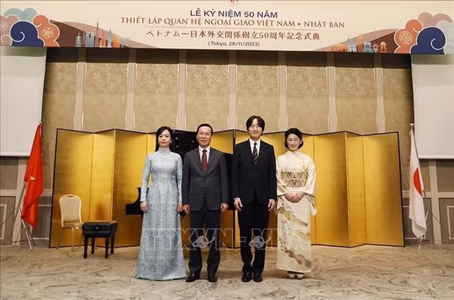 Célébration du 50e anniversaire de l'établissement des relations diplomatiques Vietnam-Japon ảnh 1