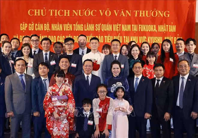 Le président vietnamien reçoit des dirigeants des préfectures japonaises ảnh 2