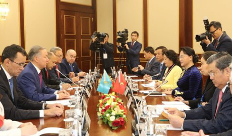 Dynamiser les relations de coopération Vietnam - Kazakhstan ảnh 1