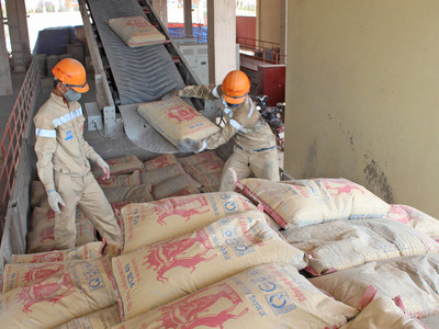 Deux tiers du volume de ciment et de clinker du Vietnam exportés au Bangladesh et aux Philippines ảnh 1 Deux tiers du volume de ciment et de clinker du Vietnam exportés au Bangladesh et aux Philippines ảnh 1