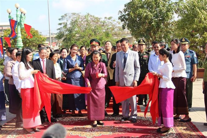 Inauguration d'un autre monument de l'amitié Vietnam-Cambodge ảnh 1