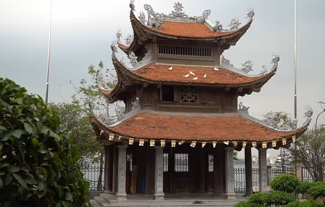 A Hanoï, une pagode conserve encore sa beauté antique ảnh 1