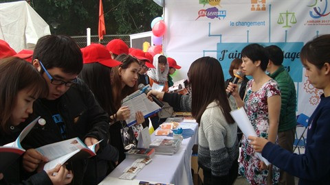 L’Université de Hanoï, théâtre de la Journée internationale de la Francophonie ảnh 3 L’Université de Hanoï, théâtre de la Journée internationale de la Francophonie ảnh 3