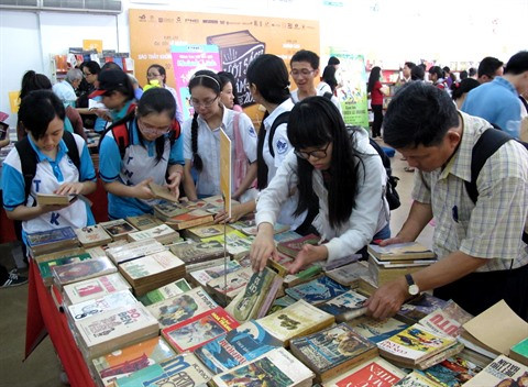 Amener les jeunes aux anciens livres ảnh 1 Amener les jeunes aux anciens livres ảnh 1