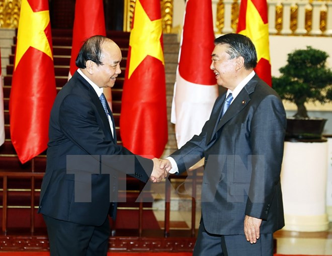 Le PM reçoit le président de la Chambre des représentants japonais Oshima Tadamori ảnh 1 Le PM reçoit le président de la Chambre des représentants japonais Oshima Tadamori ảnh 1