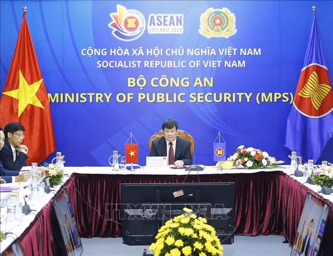 L’ASEAN renforce la coopération dans la lutte contre la criminalité transnationale ảnh 1