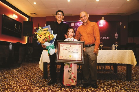 Dang Tu Thanh, jeune prodige de la musique traditionnelle ảnh 1 Dang Tu Thanh, jeune prodige de la musique traditionnelle ảnh 1