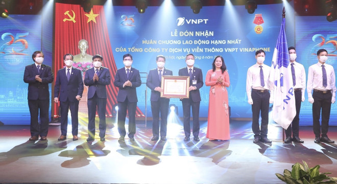 VNPT-VinaPhone obtient l’Ordre du Travail de première classe ảnh 1 VNPT-VinaPhone obtient l’Ordre du Travail de première classe ảnh 1