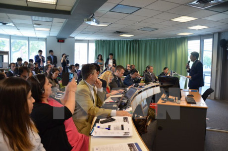 Colloque sur les perspectives d’investissement dans la province de Binh Duong à Paris ảnh 1 Colloque sur les perspectives d’investissement dans la province de Binh Duong à Paris ảnh 1