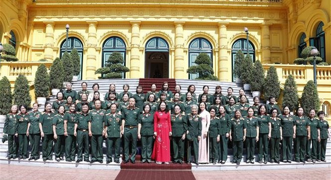 La vice-présidente Vo Thi Anh Xuân reçoit d’anciennes combattantes de Truong Son ảnh 2 La vice-présidente Vo Thi Anh Xuân reçoit d’anciennes combattantes de Truong Son ảnh 2