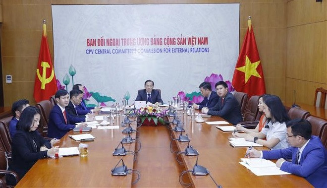 Les Partis communistes du Vietnam et du Japon discutent de leur coopération ảnh 1 Les Partis communistes du Vietnam et du Japon discutent de leur coopération ảnh 1