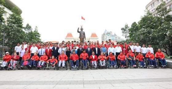 ASEAN Para Games 11 : cérémonie de départ de la délégation nationale ảnh 1 ASEAN Para Games 11 : cérémonie de départ de la délégation nationale ảnh 1