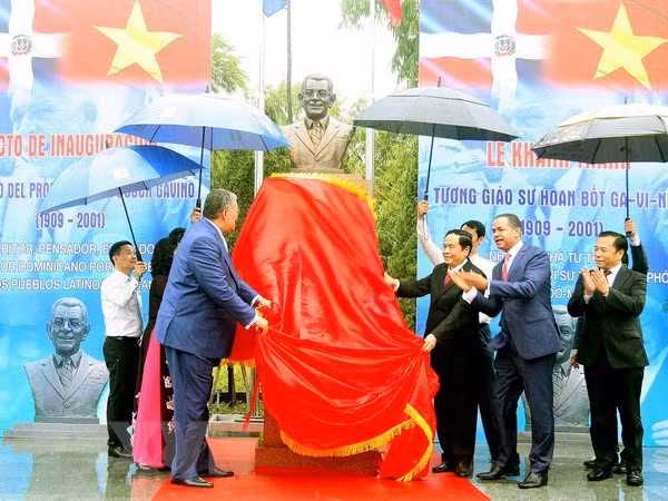 Inauguration du mémorial du 1er président dominicain à Hanoï ảnh 1