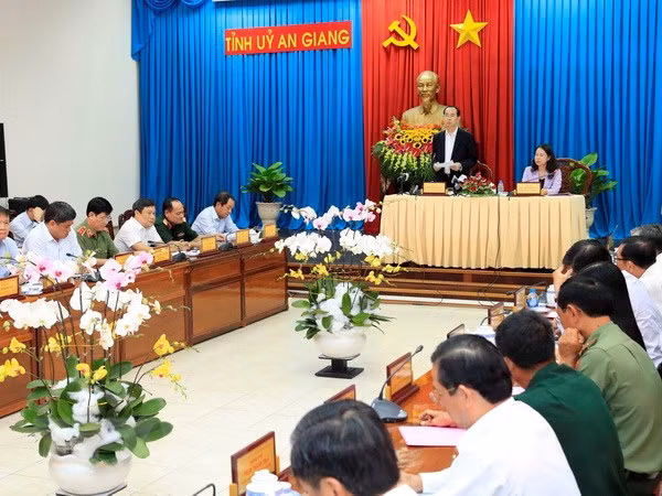 An Giang appelée à mobiliser ses forces pour un développement rapide et durable ảnh 1