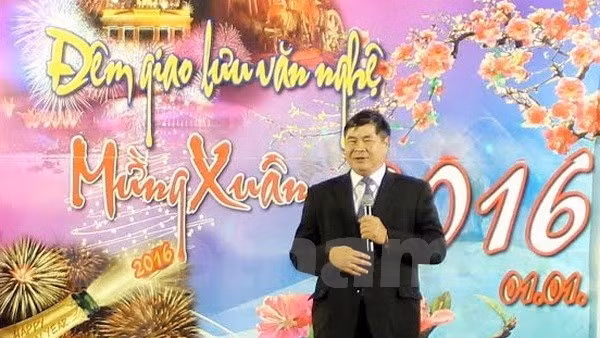 Les Vietnamiens en Allemagne et à Macao accueillent le Nouvel An ảnh 1