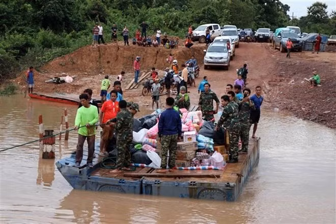 Barrage effondré au Laos : la Thaïlande appelle ses citoyens à aider les victimes ảnh 1