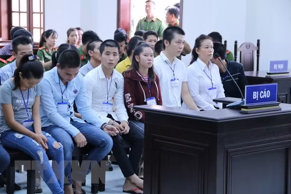 Dong Nai : Des peines sévères contre 20 personnes accusées de trouble à l’ordre public ảnh 1