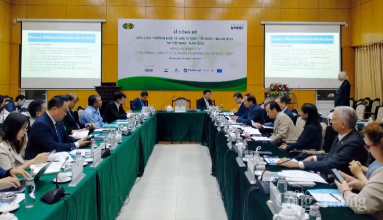 Publication du rapport annuel sur les investissements étrangers au Vietnam en 2022 ảnh 2