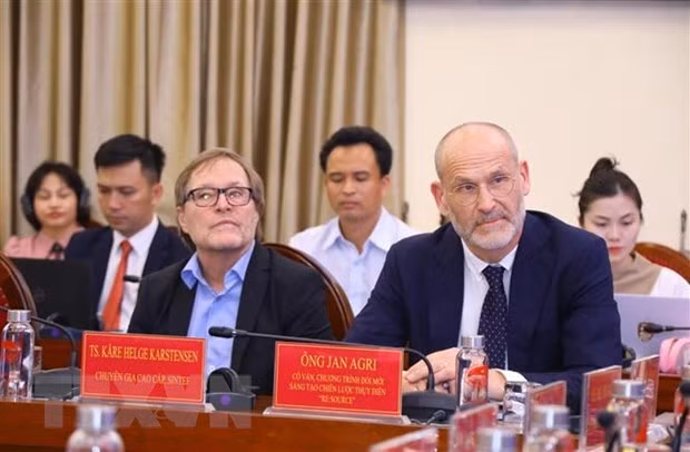 Les pays nordiques partagent des expériences pour développer l'économie circulaire au Vietnam ảnh 2