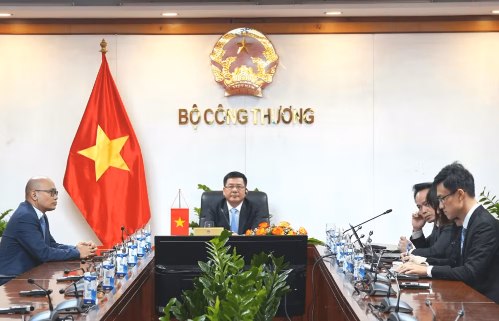 Approbation d'une déclaration commune sur le processus d'adhésion du Royaume-Uni au CPTPP ảnh 1