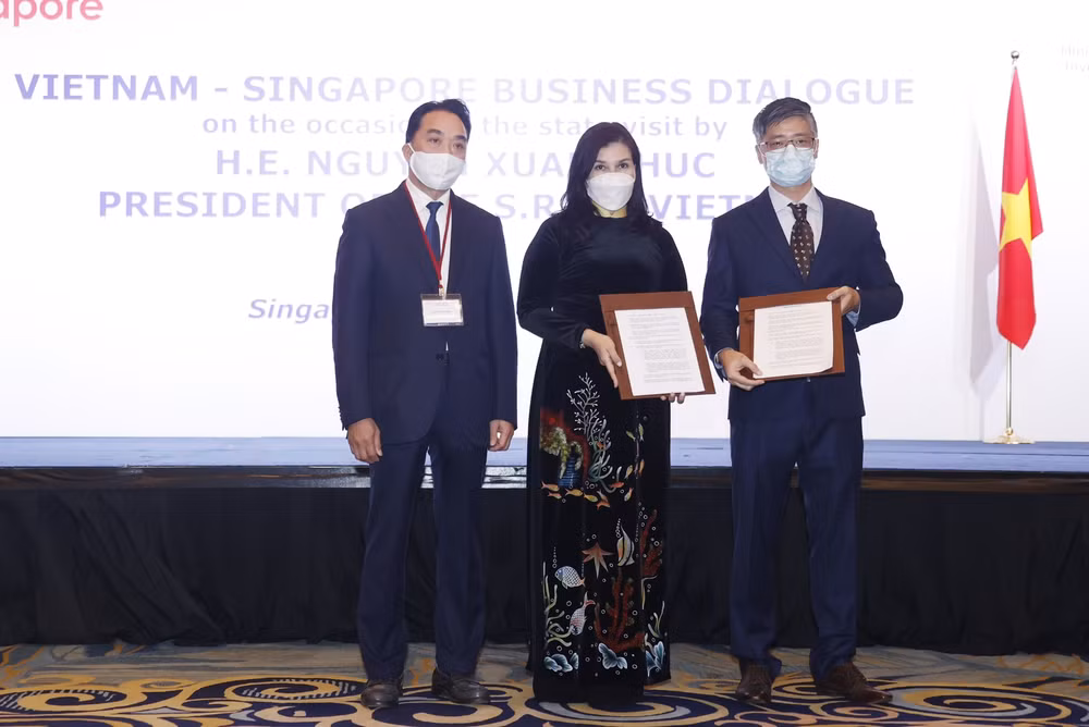 Vietjet et Changi Airports International stimulent l'offre de services aéronautiques au Vietnam ảnh 1