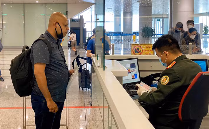 Traveloffpath : le Vietnam crée des conditions d'entrées optimales aux touristes internationaux ảnh 2